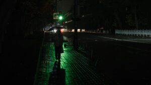 Ataque de Rusia deja sin luz a miles en Odesa, Ucrania, en plena antesala del invierno