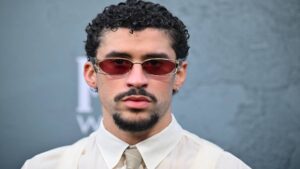 Bad Bunny en el medio tiempo del Super Bowl divide opiniones entre seguidores de Trump y latinos