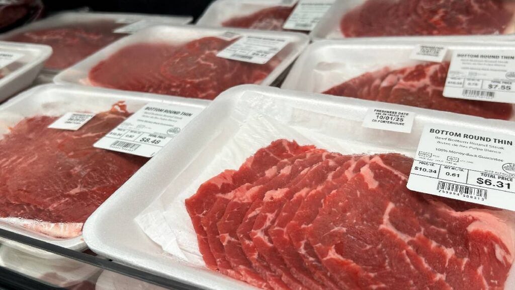 EE. UU. lanza el plan “Product of USA” para fortalecer su industria cárnica, proteger a los ganaderos y exigir que solo la carne 100% nacional lleve el sello estadounidense.