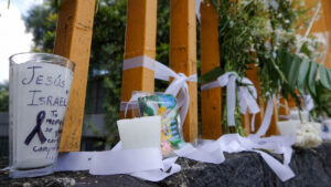 Detienen a Lex Ashton tras asesinato de alumno en CCH Sur