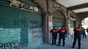 Marcha del 2 de octubre deja daños por 15 mdp en joyerías del Centro Histórico