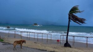 Alertan por posible formación de ciclón Sonia frente a Oaxaca