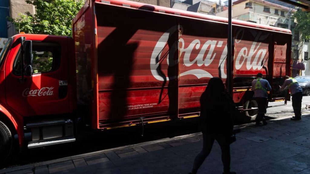 Coca-Cola establece acuerdo tras aumento del IEPS