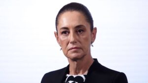 Sheinbaum cuestiona transitorio de última hora en reforma a Ley de Amparo; pide revisión en Diputados