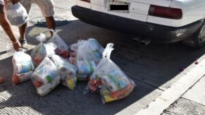 “De parte del CJNG”: entregan despensas a damnificados en Veracruz