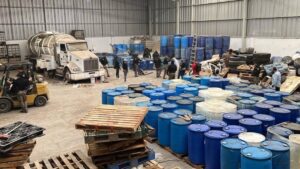 Durango: hallan 7 mil litros de huachicol y químicos precursores en operativo