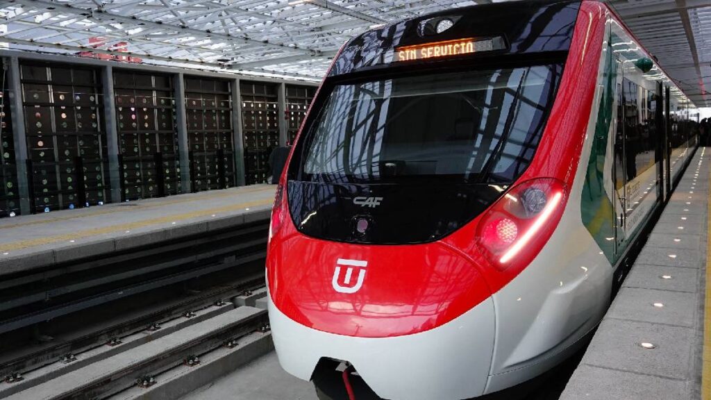 Sheinbaum confirmó que el Tren Insurgente operará su ruta completa de Toluca a Observatorio entre diciembre y enero.