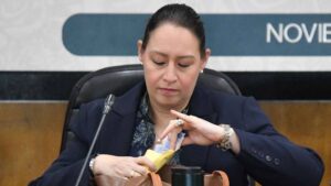 Huachicol fiscal dejó daño de 600 mil mdp; hay funcionarios y exfuncionarios involucrados en 16 mil denuncias