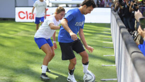 Checo Pérez anota hat-trick en “De la pista a la cancha” y da detalles de su futuro con Cadillac