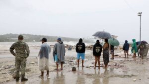 Melissa se convierte en huracán y se intensifica rápidamente en el Caribe