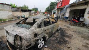 Incendian dos vehículos en Teocaltiche, Jalisco; autoridades se mantienen en alerta