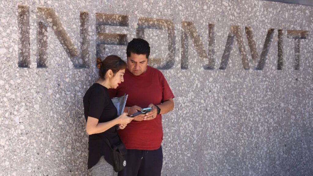 Si tienes 60 años o más, aún puedes solicitar un crédito Infonavit. Conoce los límites de edad, montos y beneficios.