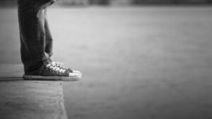 Joven venezolana se lanza de puente en Puebla; antes dejó mensaje en Instagram