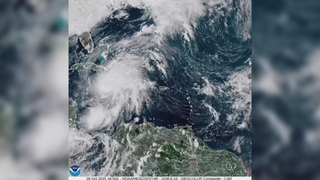 ¡Así se vio el huracán Melissa sobre Cuba!