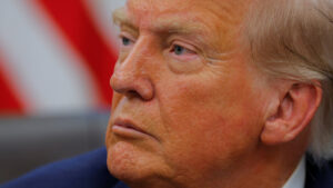 Preparan moneda de un dólar ¡con la cara de Trump!