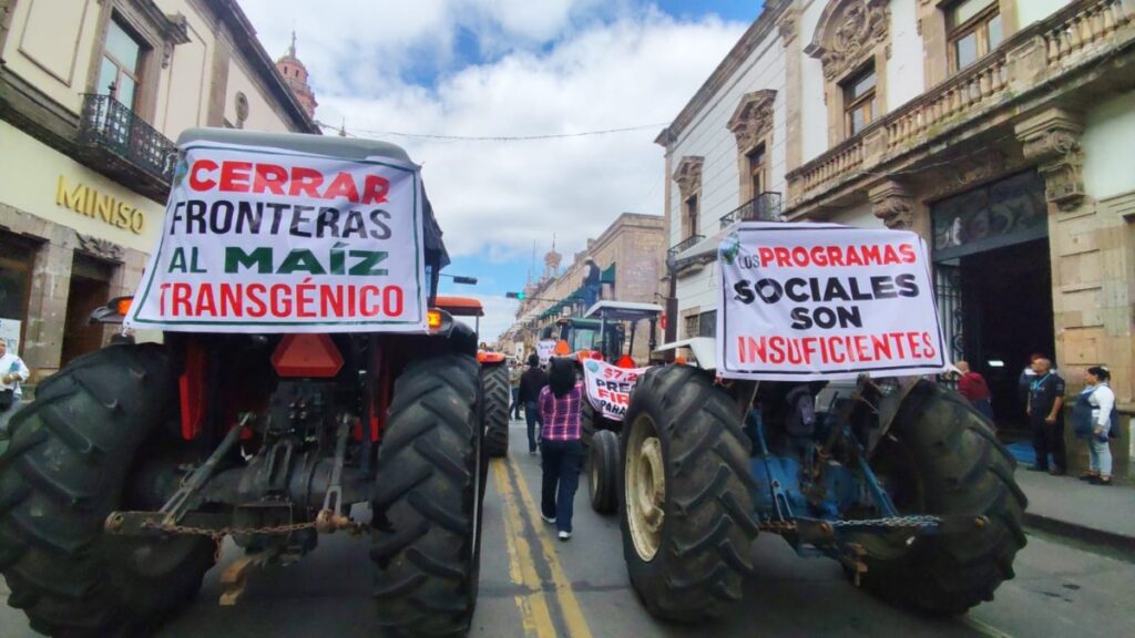 Sin precio justo, no hay cosecha”: agricultores bloquean carreteras en varios estados del país- UnoTV