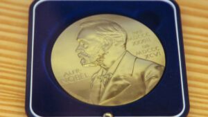 “El Premio Nobel de la Paz siempre será político”: Luis Rubio
