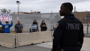 Migración recurre a drones para detectar presencia de migrantes en Chicago