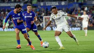 El Real Madrid se impone al Getafe y se mantiene en la cima de LaLiga