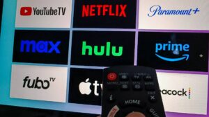 SAT desmiente “ley espía”: sólo tendrá acceso a información fiscal de plataformas