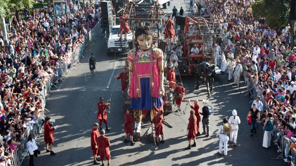 desfile muñecos guadalajara