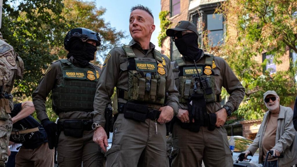 Trump pide cárcel para alcalde de Chicago y gobernador de Illinois