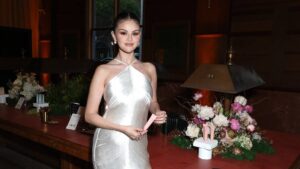 Los 3 vestidos de novia que Selena Gomez lució en su boda con Benny Blanco