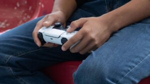 Videojuegos “violentos” pagarán impuestos: hasta el 30% de los títulos más jugados en México serían afectados