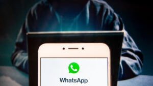 Detectan vulnerabilidad en WhatsApp para dispositivos de Apple: no requiere clic del usuario