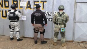 Aseguran 260 mil litros de hidrocarburo y varios vehículos en Minatitlán